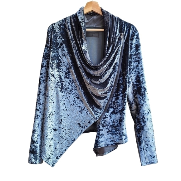 BlankNYC Velvet Jacket with Asymmetrical Hem and Angled Zipper, Size Medium - Picture 1 of 10